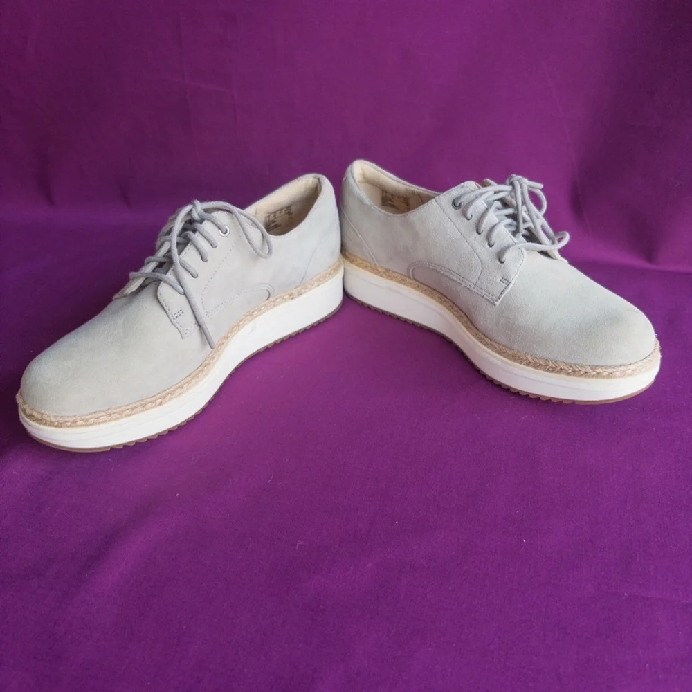 Clarks Artisan Suede Oxford Shoes Light Blue Gray Women Size 6.5